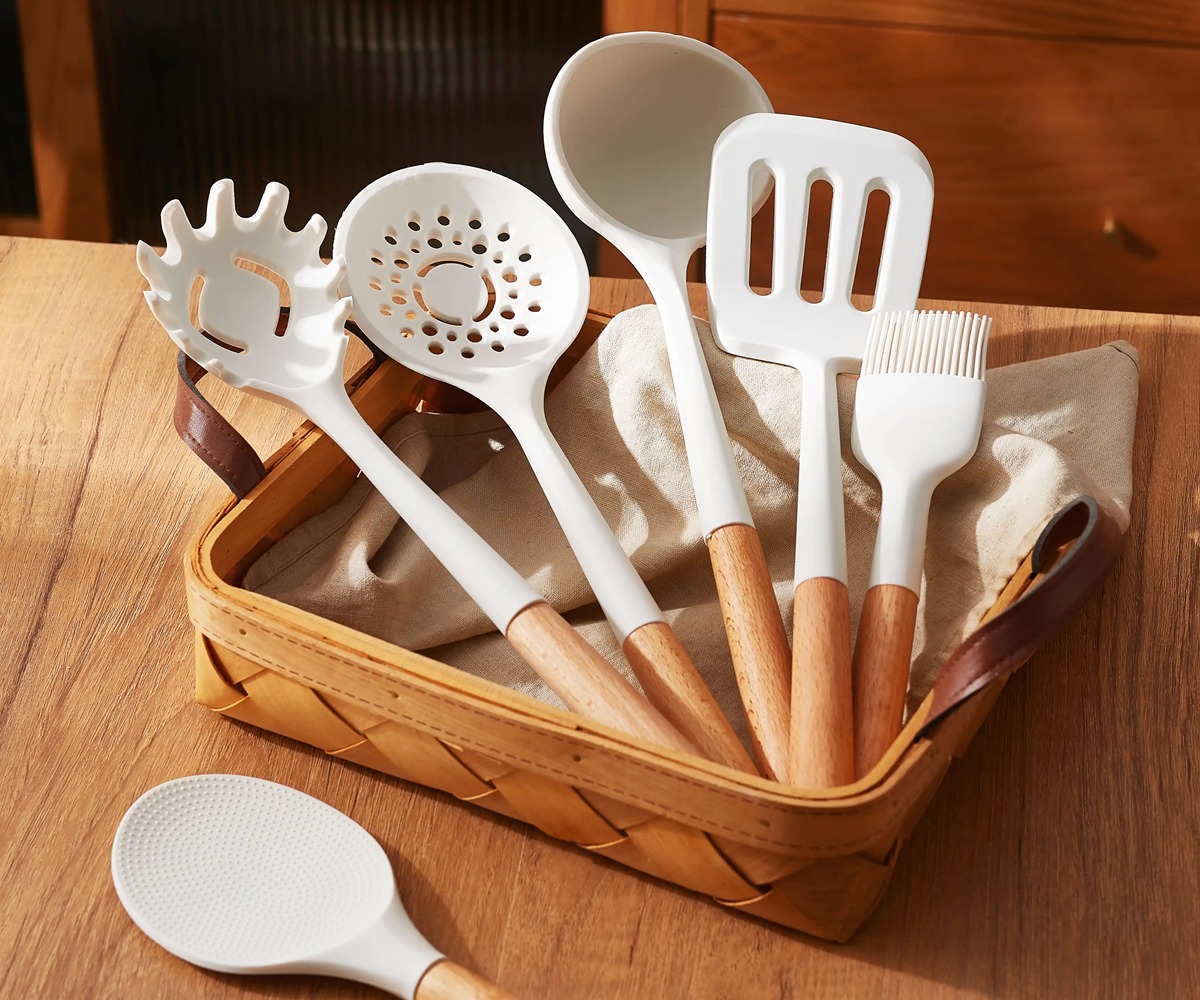 White ceramic CNC milling prototype part for electronic applications