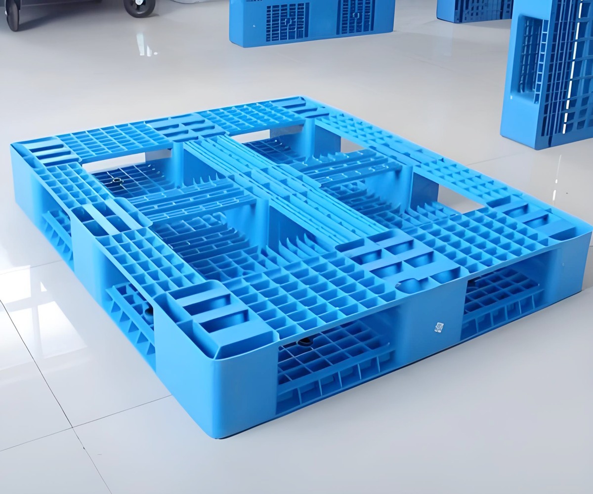 White ceramic CNC milling prototype part for electronic applications